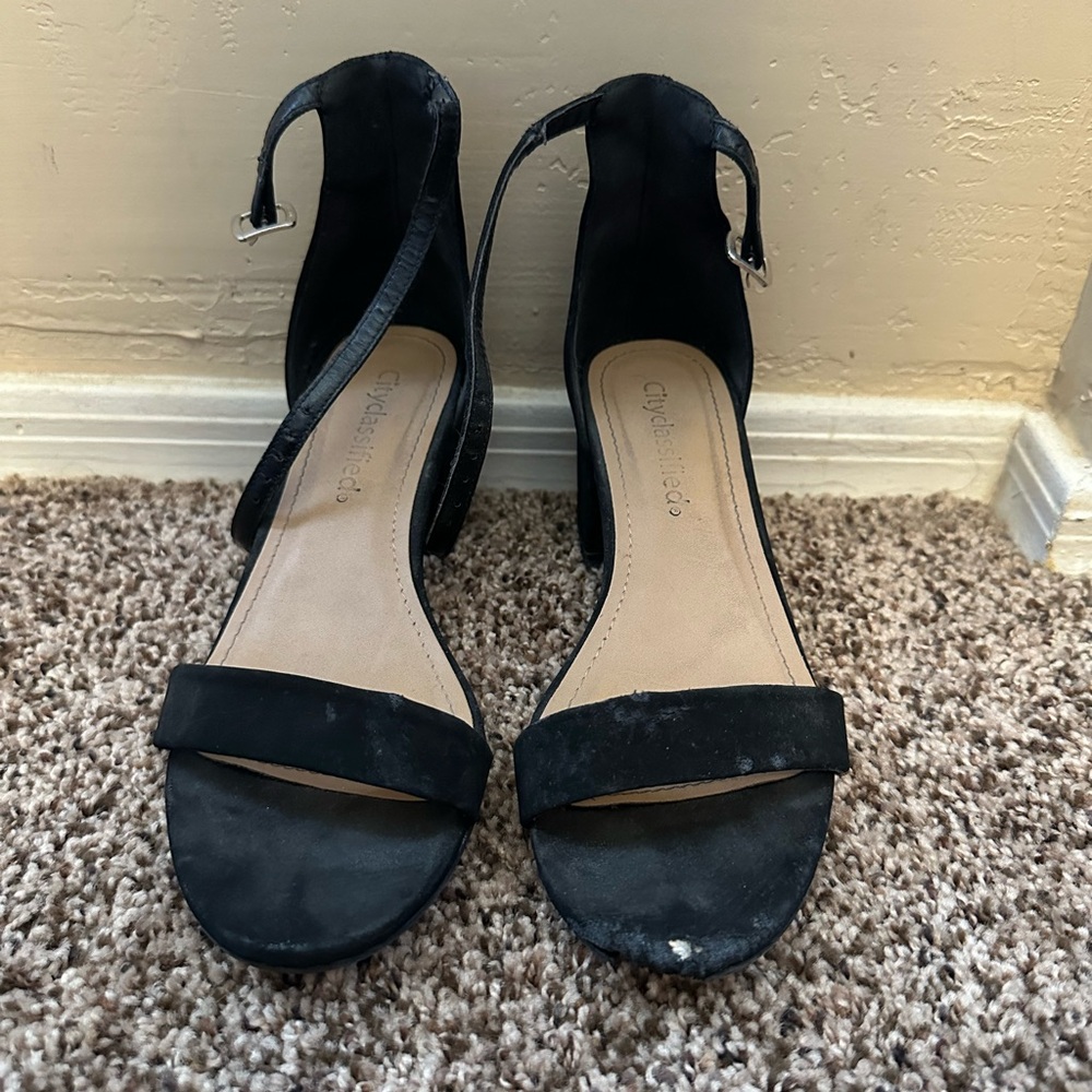 Black heels